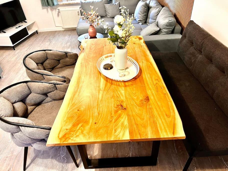 Neue Ferienwohnung Kuestennaehe Mit Terrasse 3Km Zum Strand Osdorf Exterior foto